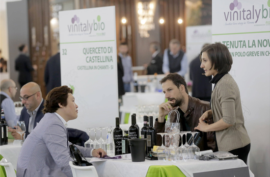 Besökare Vinitaly