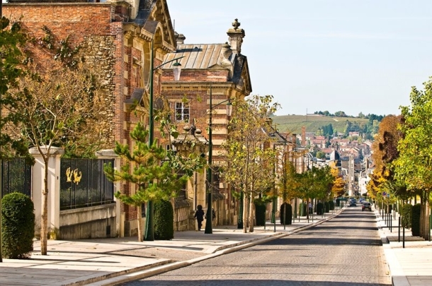 Avenue de Champagne